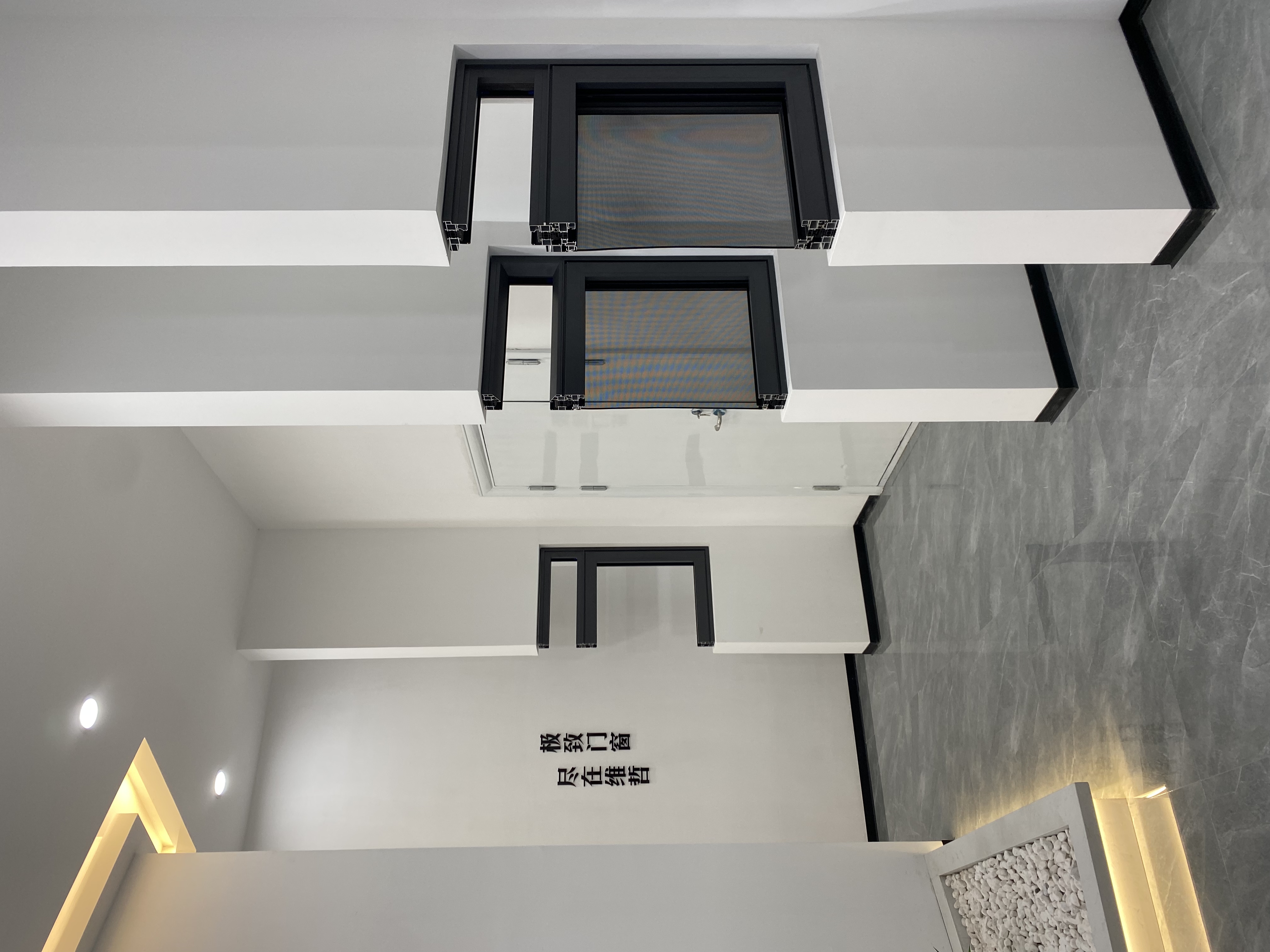 VEZER 维哲门窗南京店开业，展厅装修完毕(图2)